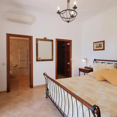 Corso De Shorta Holiday home *